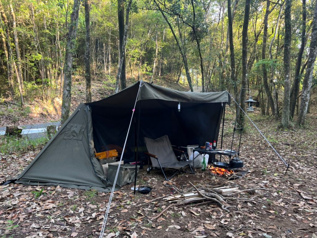 ソロキャンプ用テント 無骨キャンプはバンドック「ソロベースEX」が
